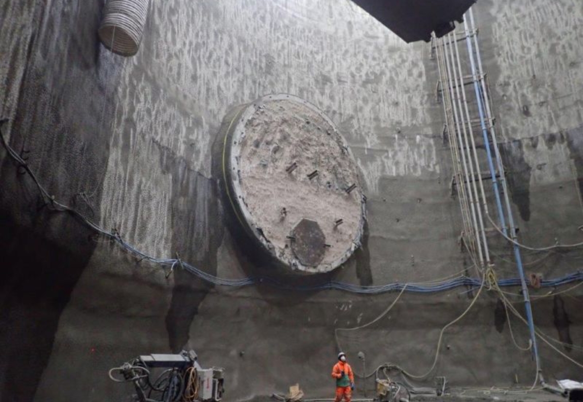 53m deep Combined Sewer Outfall shaft at Blackfriars bottomed out