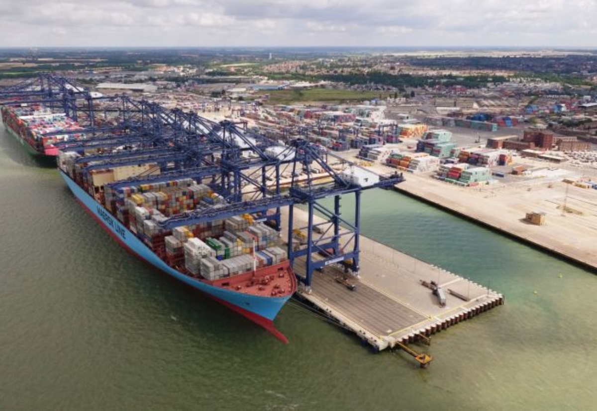 VolkerFitzpatrick will pave 13 hectares of container yard directly behind berth 9