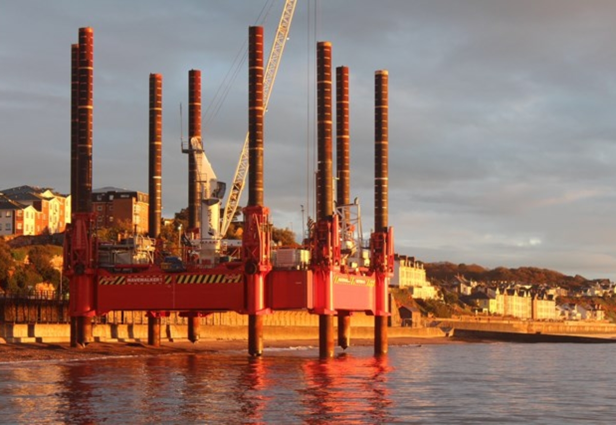 Jack-up barge known as the 'WaveWalker' allows BAM to work 24/7