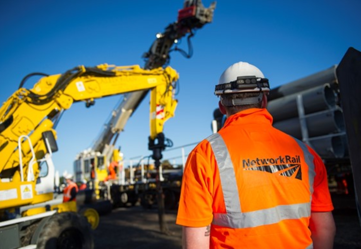 Network Rail is pledging to share savings where contractors and suppliers suggest changes to standards to improve efficiency