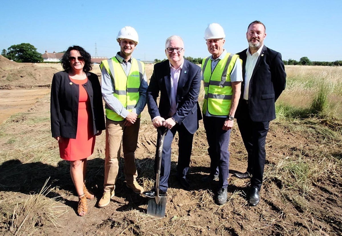 Pictured from left to right: Julie Deeley - Head of Operations for EN:Able Futures CIC, Daniel Roche - Director of M.B.Roche & Sons, Lee Parkinson – Chief Executive of Efficiency North, Dennis Waller, Managing Director of Excel Modular Buildings and Nigel Hollington – Humber Construction Hub Site Manager.