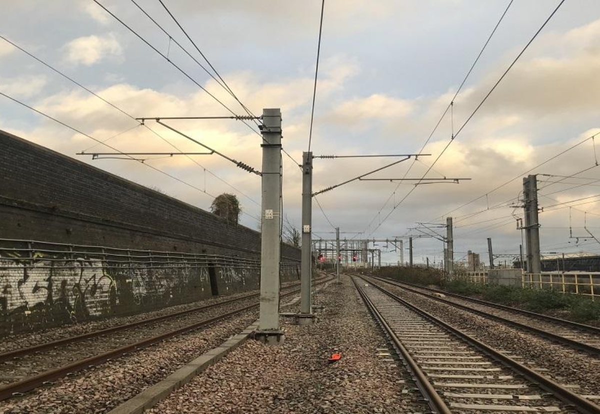 Site outside of Paddington were linesman touched contact wire