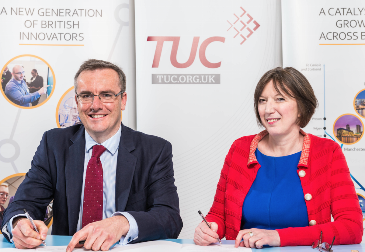 HS2 chief executive Simon Kirby signs deal with TUC General Secretary Frances O’Grady 