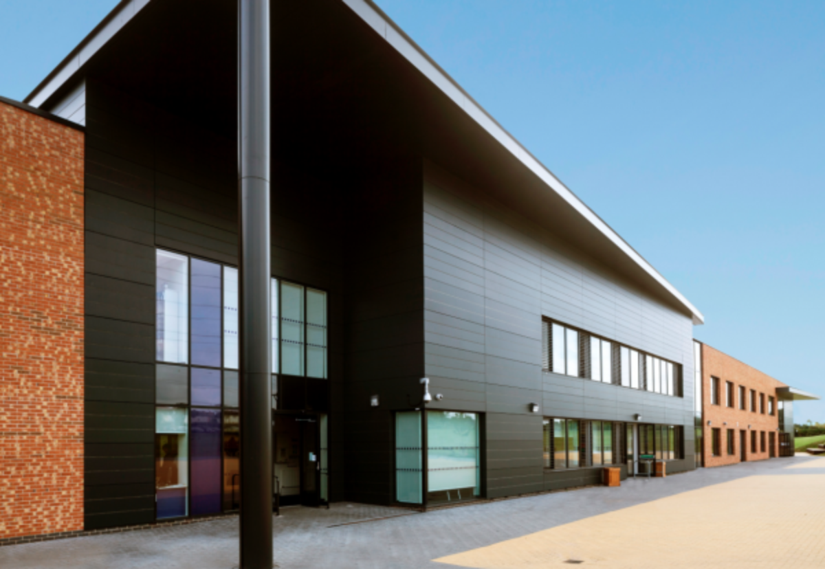 Caledonian showcased its offsite methods on the 1,000 pupil Farnborough School and Technology College in Nottingham