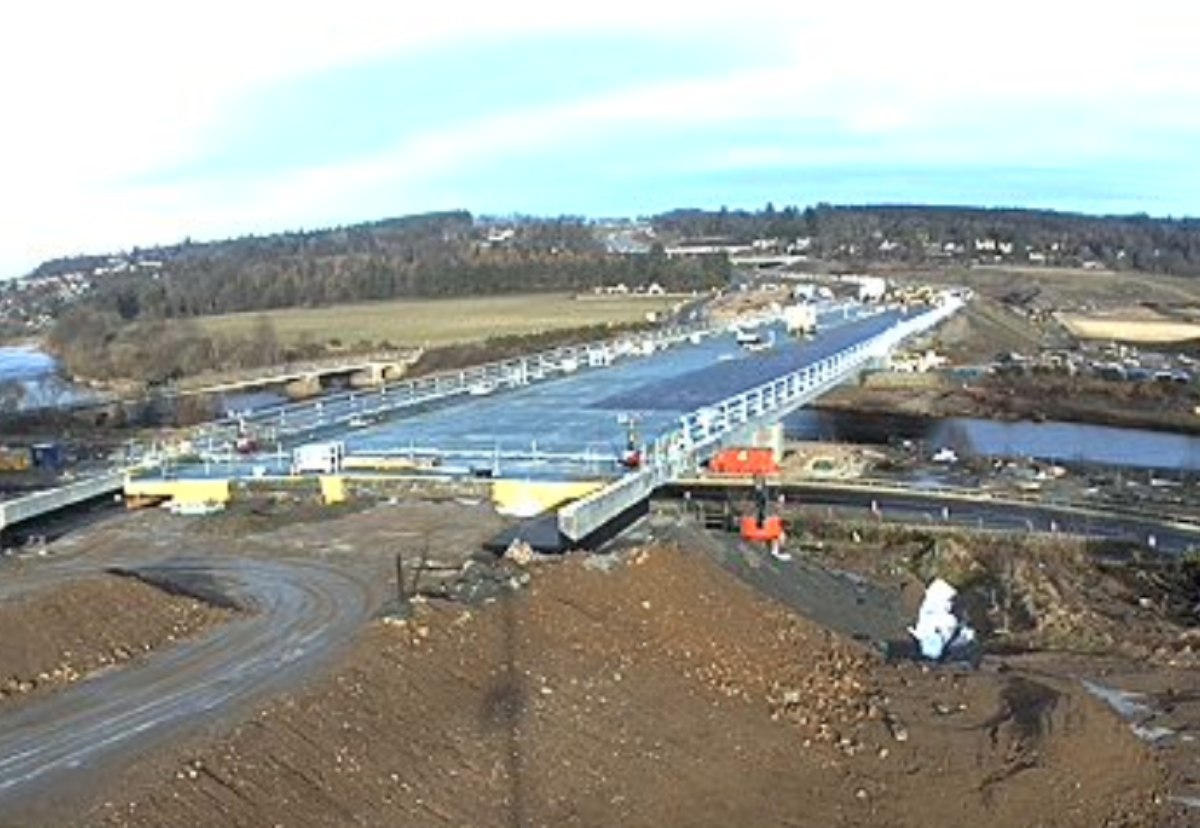 Progress on the 270m-long Dee crossing at Milltimber