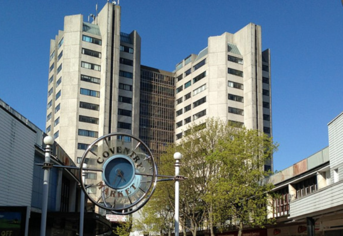 The building consists of two towers joined by glass walkways