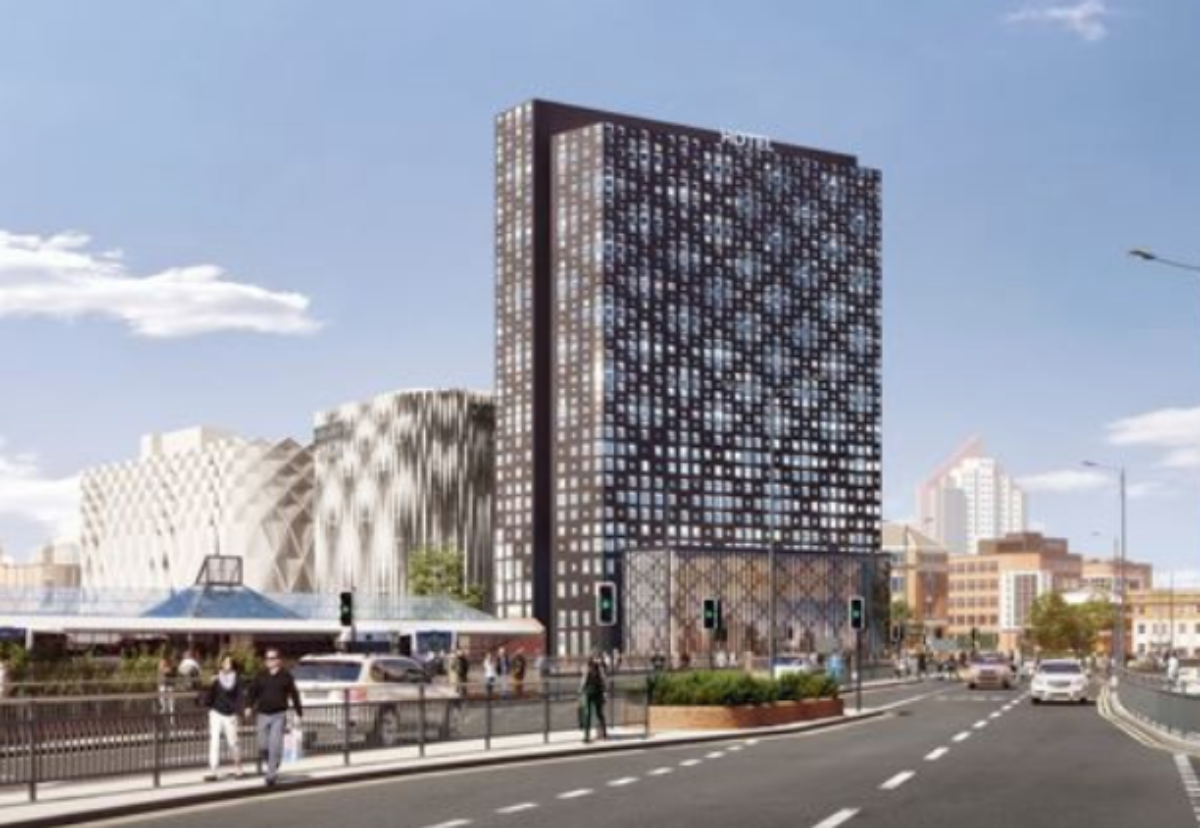 The hotel facade draws inspiration from Leeds’s textile industry heritage