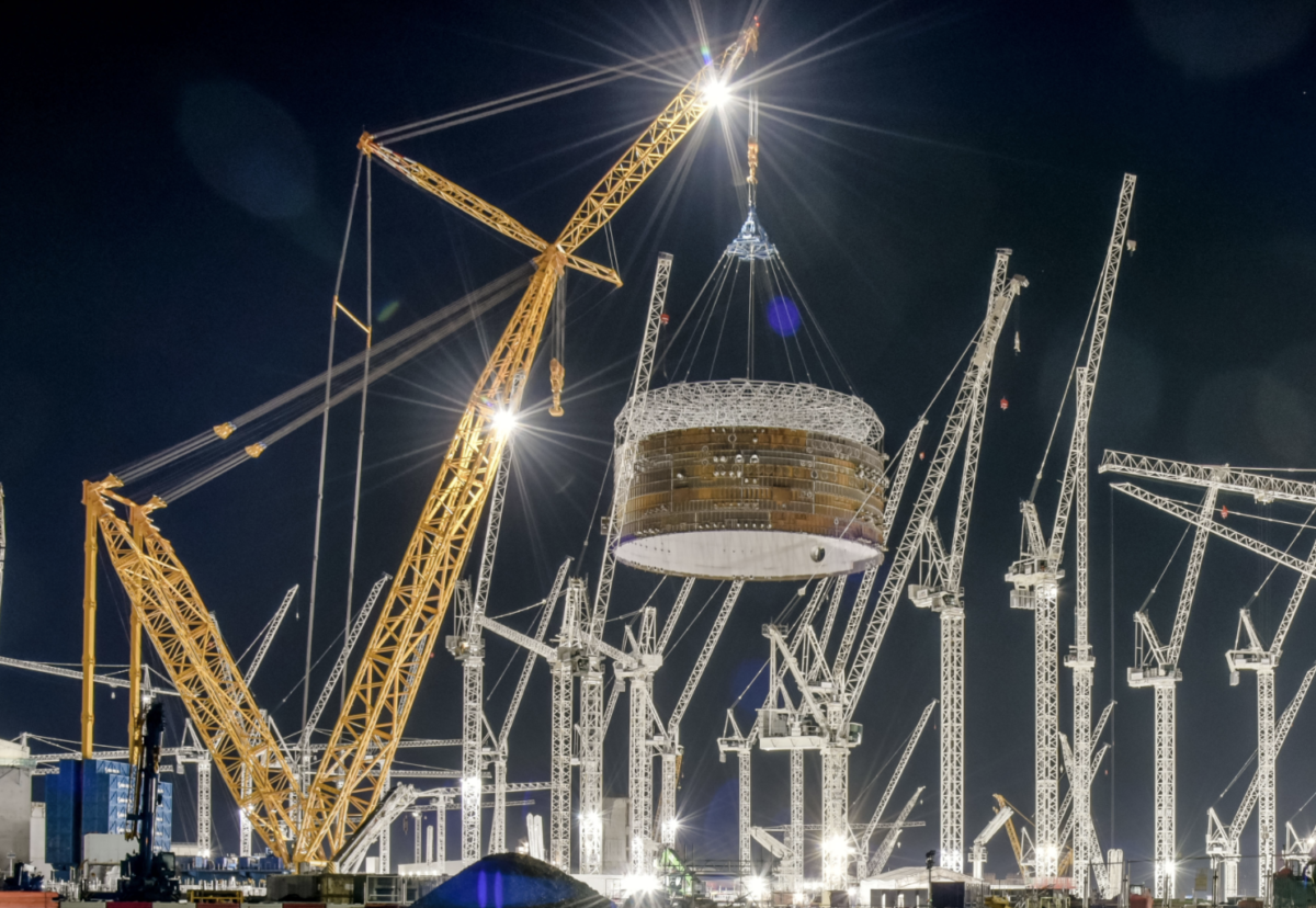 The 17m tall ring with a diameter of 47m – was lifted out of a bunker where it was constructed in factory conditions.