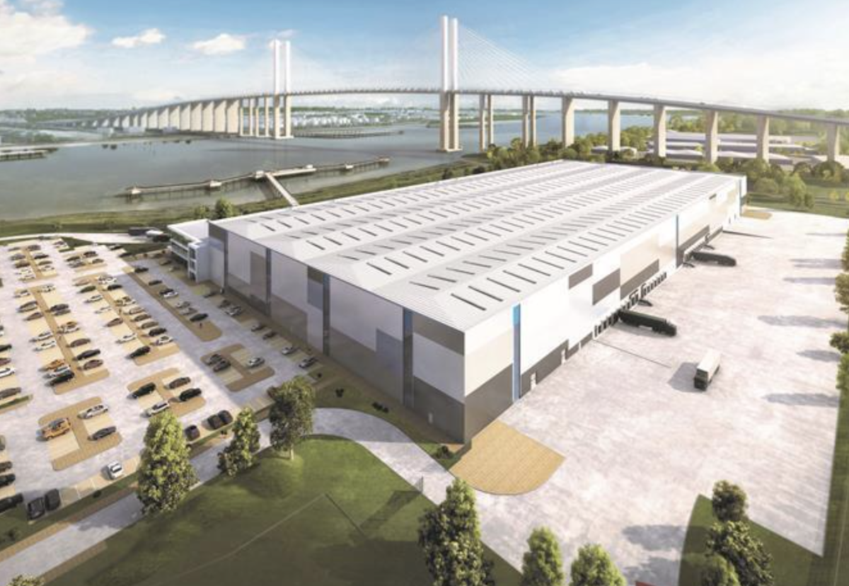 450,000 sq ft distribution centre on the south bank of the River Thames in London.