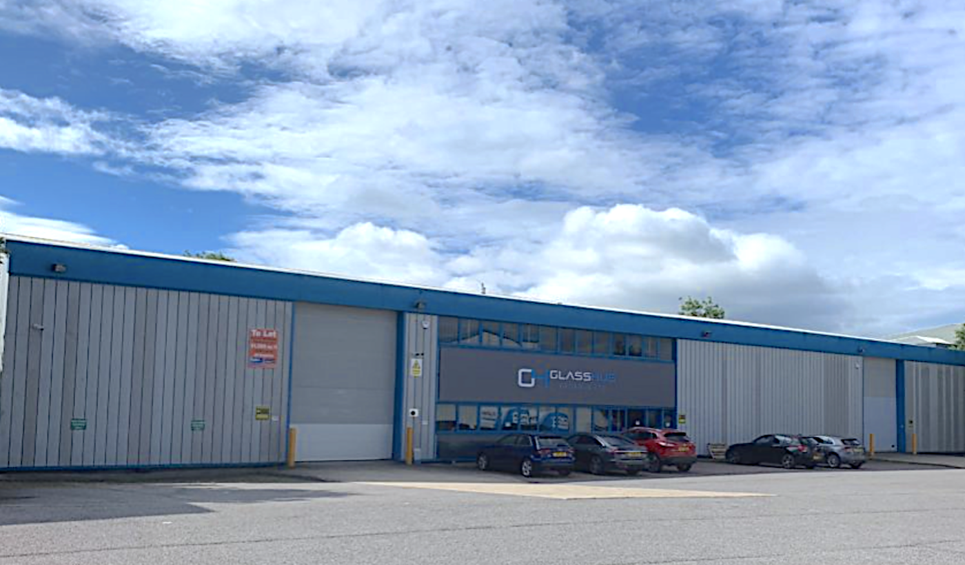 McLaughlin & Harvey lands Â£55m aircraft hangar