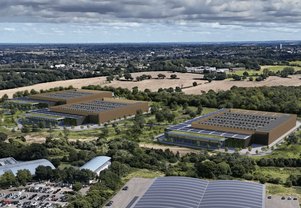 South Mimms site to be built out with three major data centre builds South Mimms site to be built out with three major data centre builds