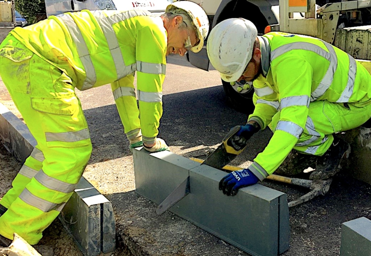 Plastic kerbs can be laid four times faster that concrete and reduce silica dust exposure