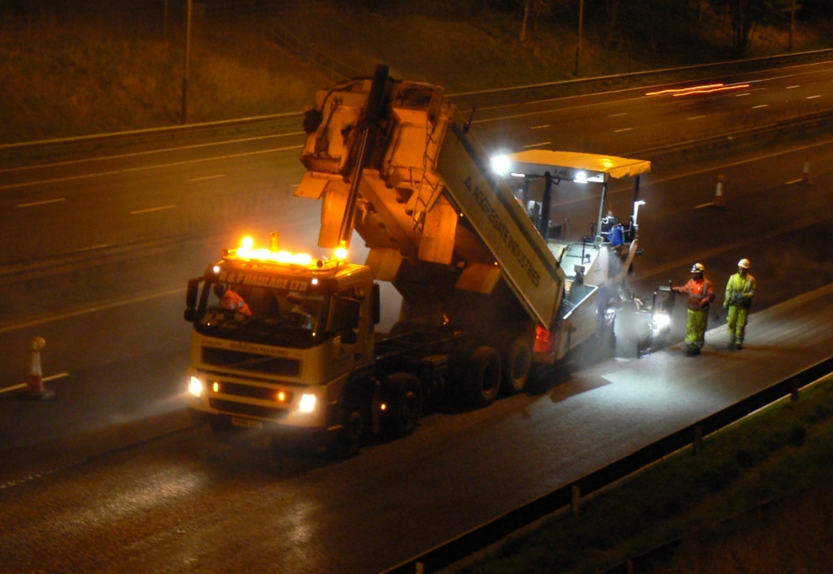 JV contractor contractor Balfour Beatty Mott MacDonald laid four times more blacktop in a night than normal shift