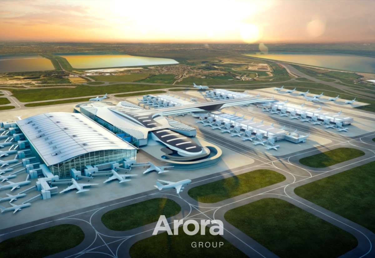 Heathrow airport boss slams plan saying it lacks understanding of airport's operation 