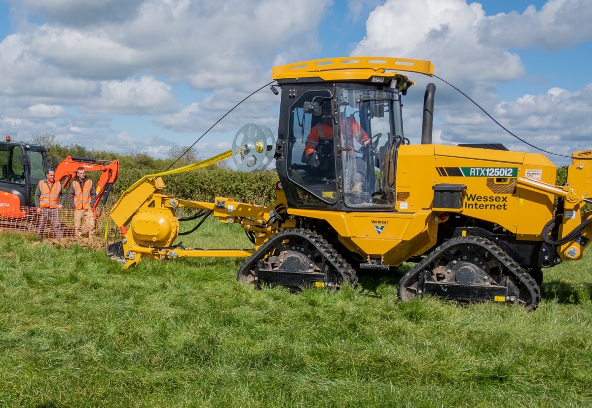 Wessex Internet moleplough connecting rural homes to broadband