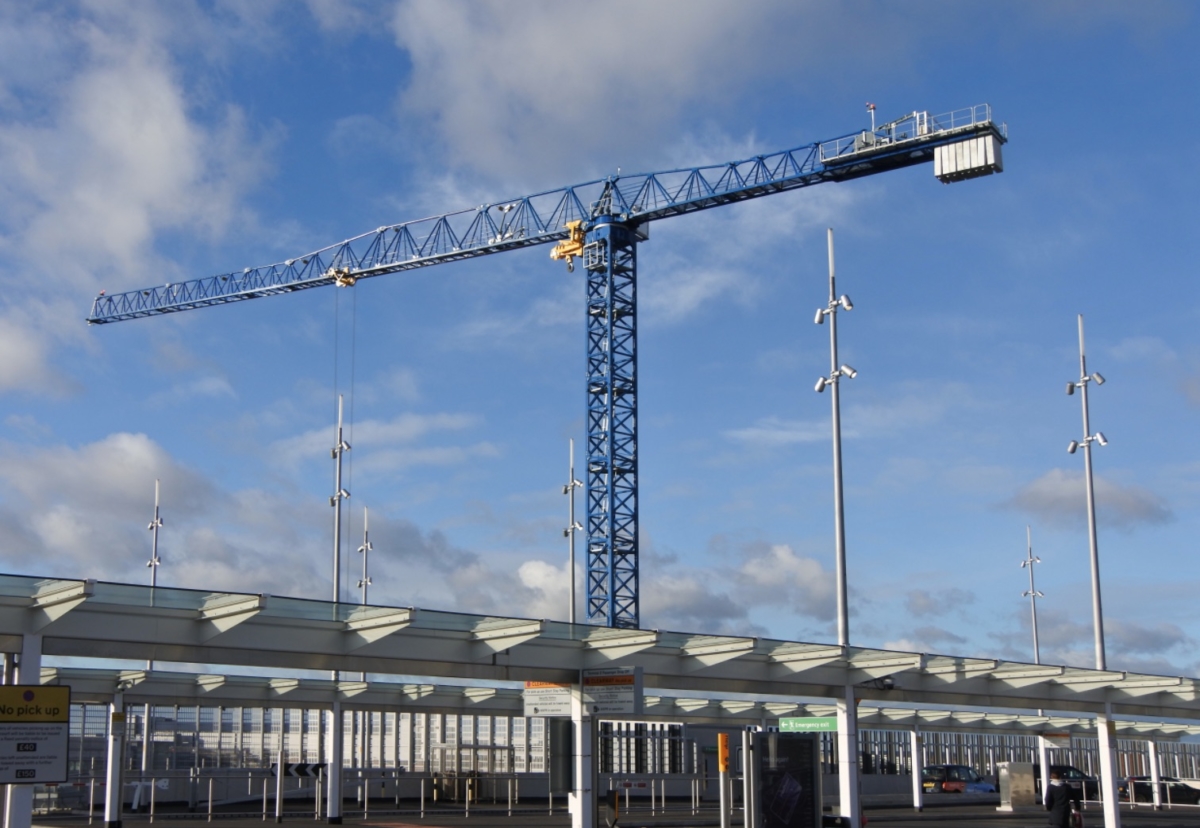 Linden Comansa tower crane model 21LC750 with maximum load capacity of 50 tonnes