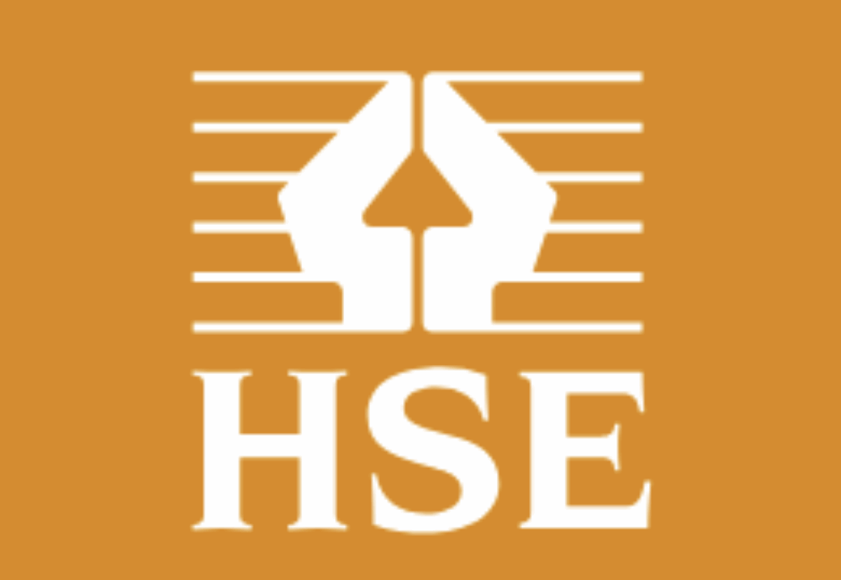 Roofer verbally abused safety inspector